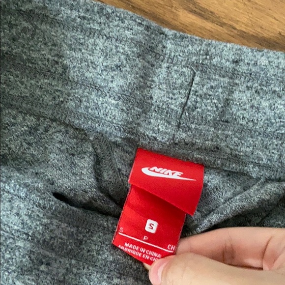 Nike joggers - Picture 3 of 5